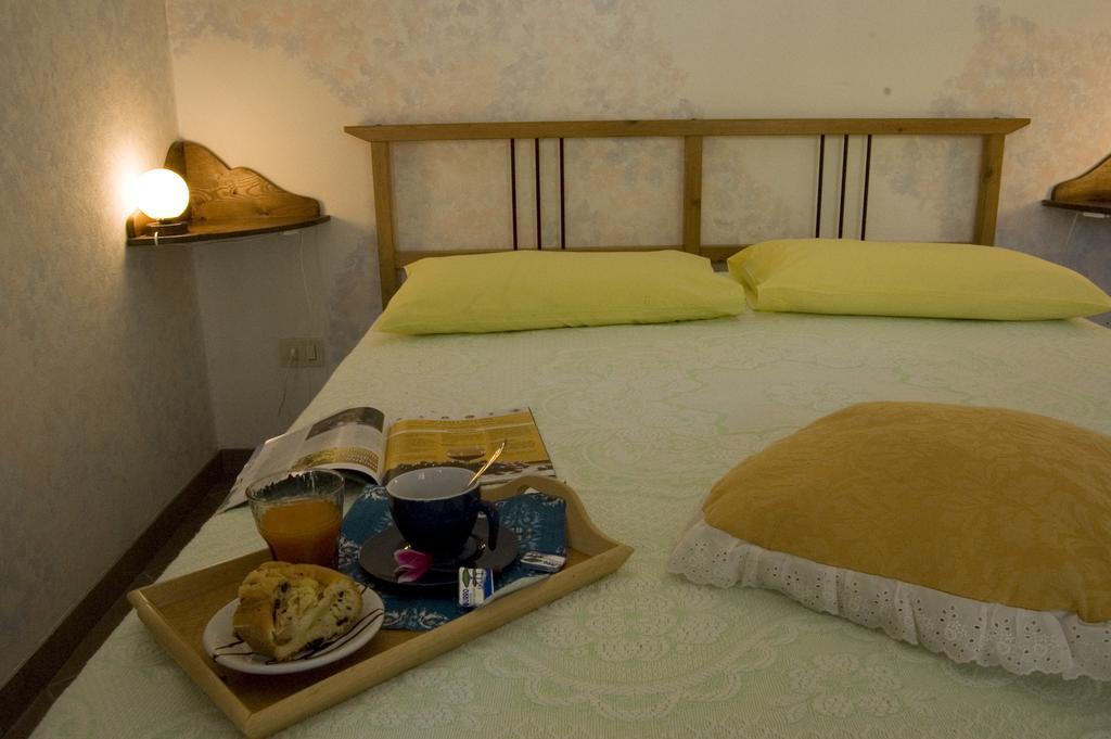 Agriturismo La Locandiera モンテメラノ エクステリア 写真